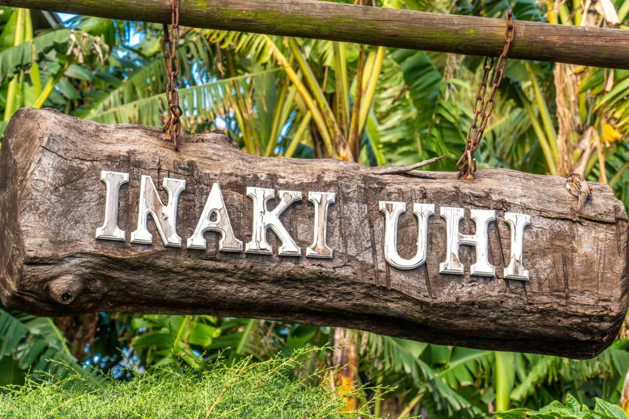 Inaki Uhi Hotel Hanga Roa Exterior photo